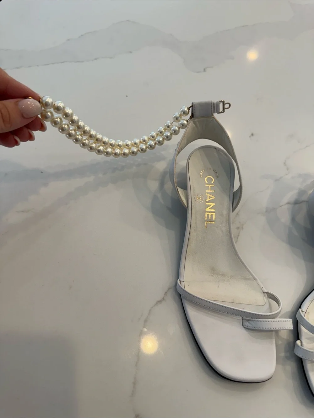 CHANEL White Leather Double-Strap Ankle Sandals with Pearl Chain